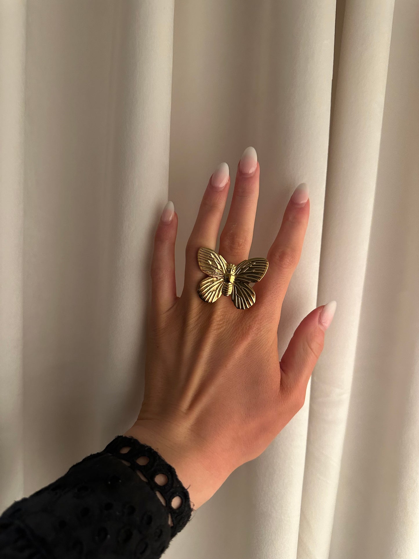 BUTTERFLY RING